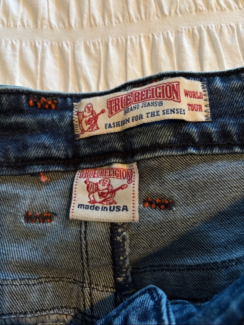 True Religion Blue Denim Jeans with Red Label Accents - Picture 2 of 15